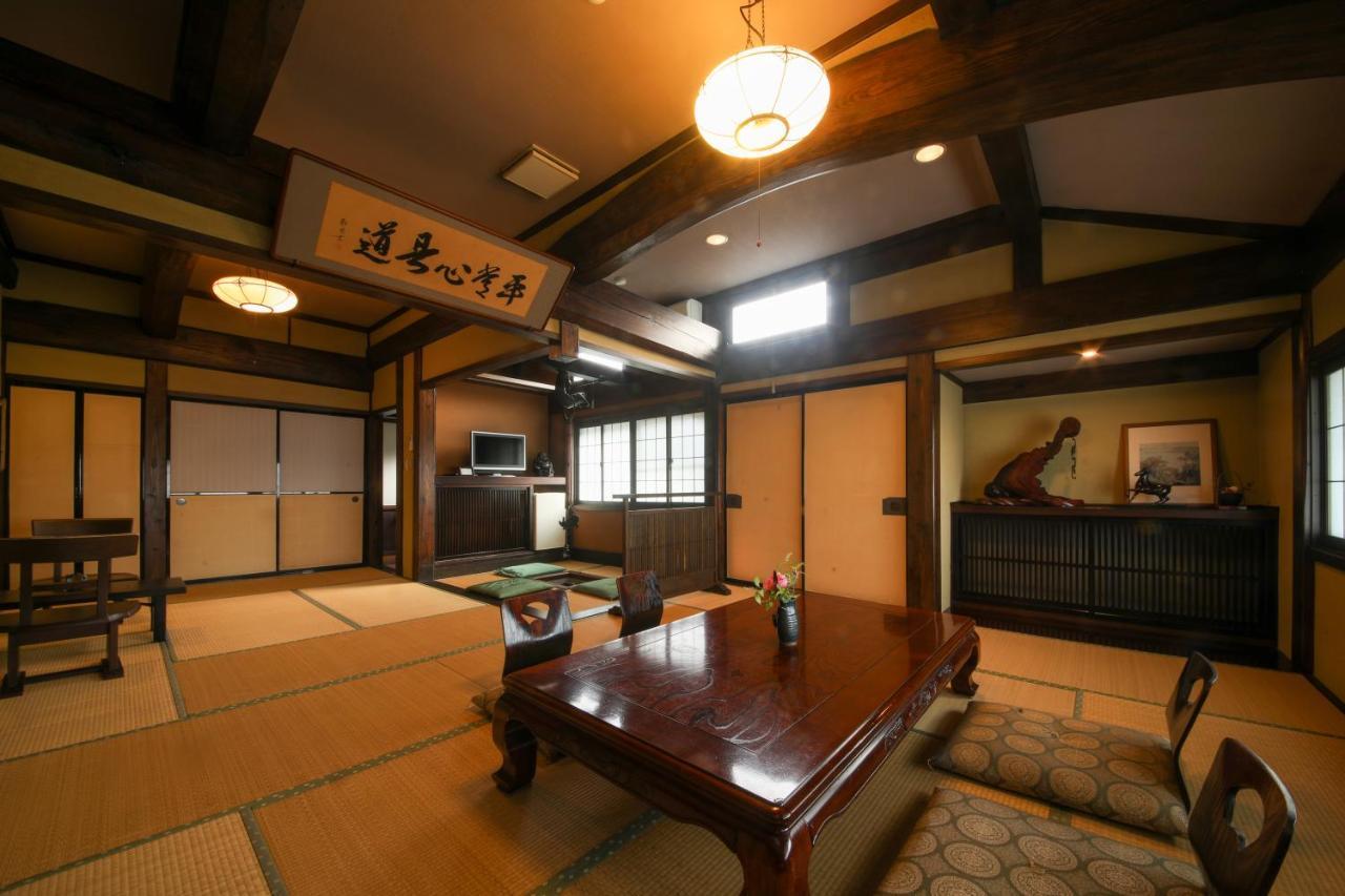 Iroriyado Hidaya Takayama  Exterior photo